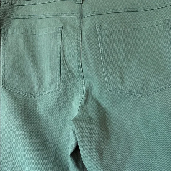 CAbi Green Austin Jeans - Picture 8 of 12